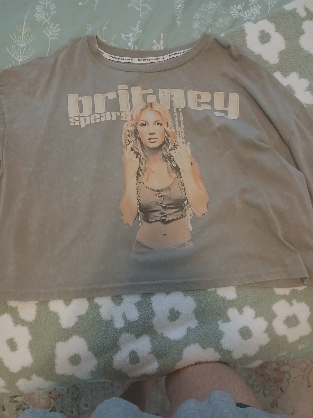 Graphic Crop Tee - Taupe